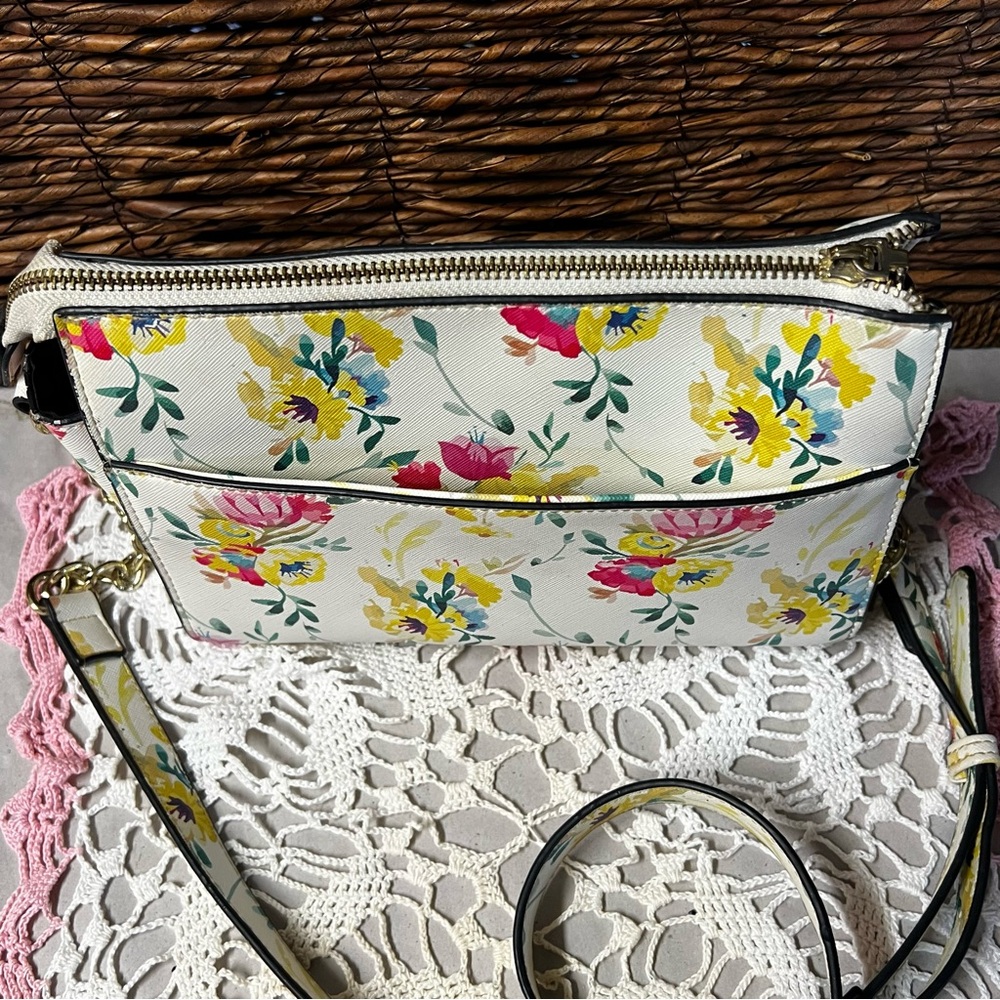 Steve Madden Floral Blexi Crossbody Bag Purse - Picture 5 of 14